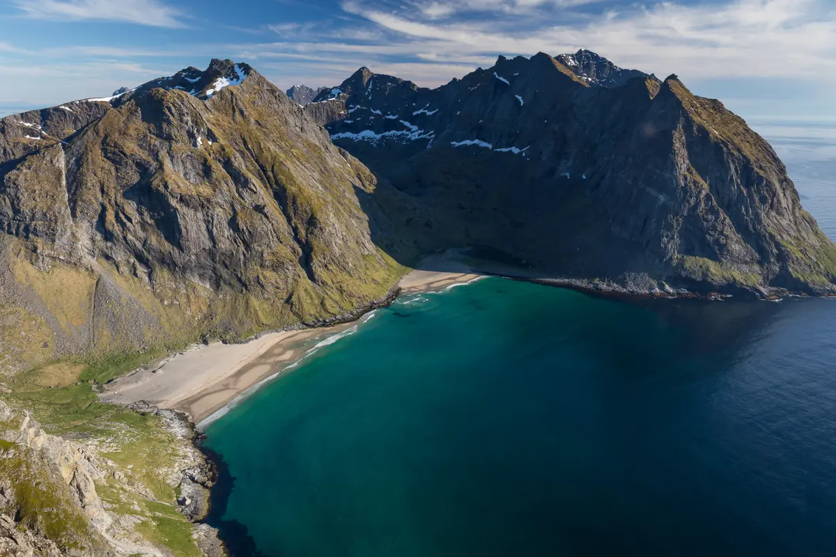 Kvalvika beach between mountains